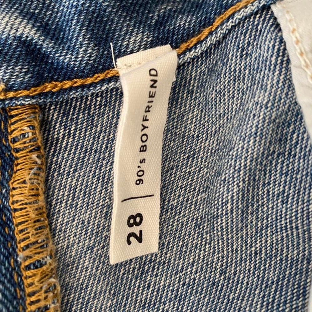 PacSun Light Blue Ripped Boyfriend Jeans. NEVER WORN!! - Picture 4 of 4